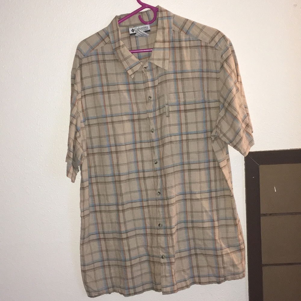 Columbia short sleeve button up